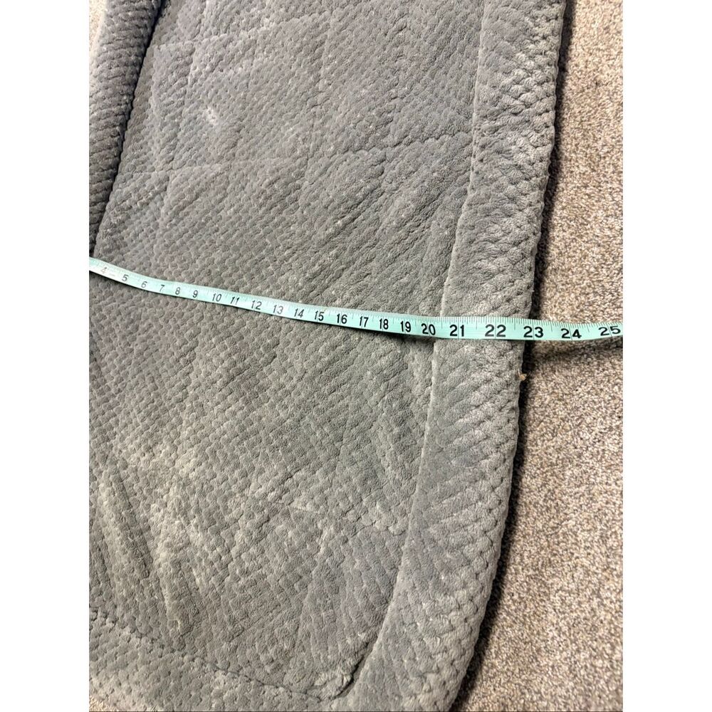Vibrant Life gray machine washable pet bed - Picture 5 of 8